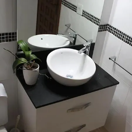 Casa Carolyn Villa *